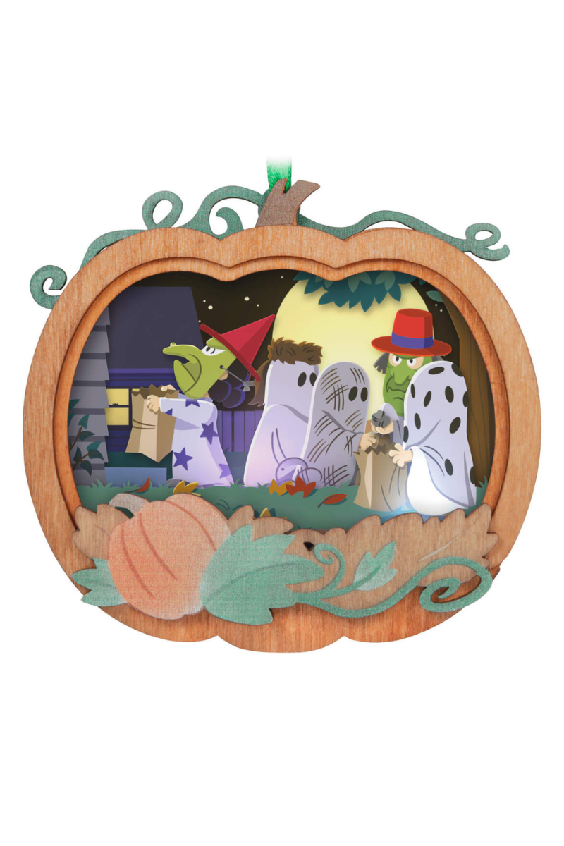 Rosy Brown 2024 Ornament - It's the Great Pumpkin, Charlie Brown Papercraft